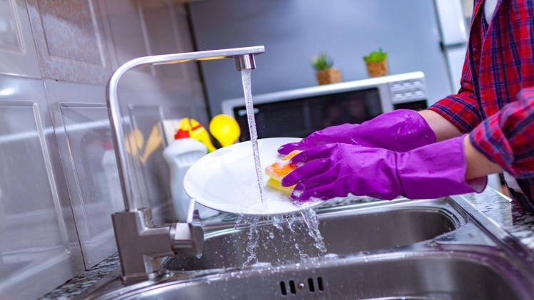6 Common Dishwashing Mistakes You’re Probably Making