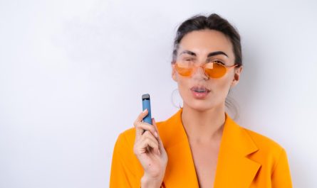 Choosing the Right E-Liquid Flavor: Enhancing Your Vaping Experience with the Perfect Vape Juice